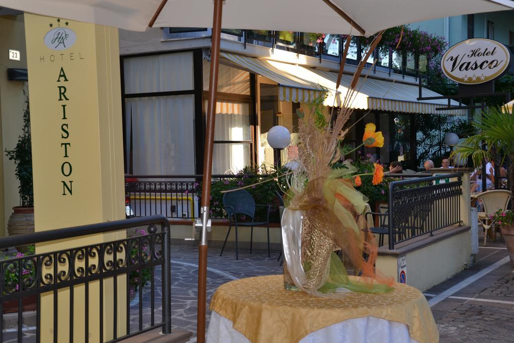 Hotel Ariston Misano Adriatico Exterior photo